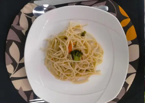 Desayuno sorpresa Espagueti, Sopa de entrada