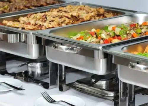 Alimentos y Banquetes (9) Servicio de bufete comidas y postres