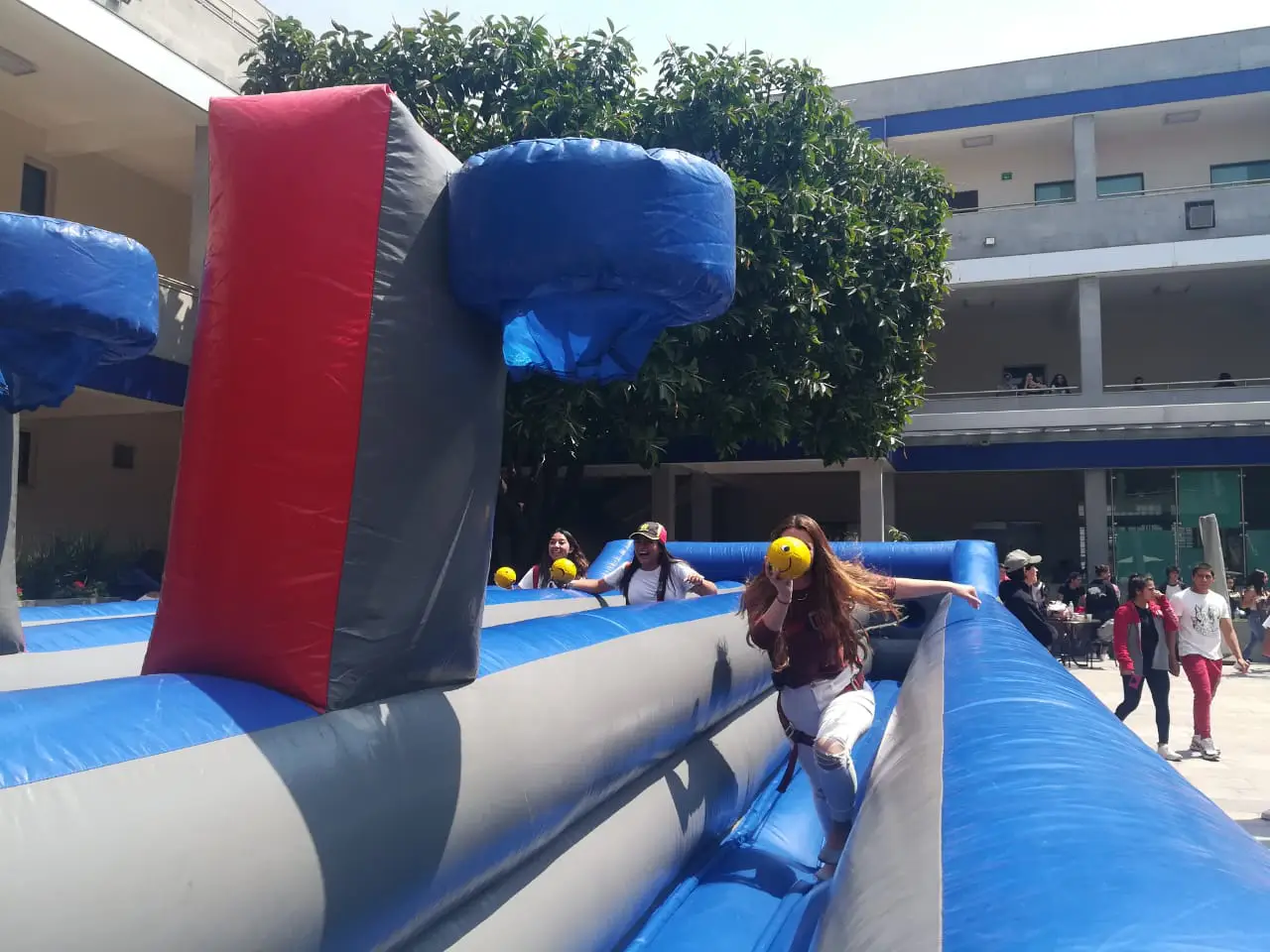 IMG-20230814-WA0038 Renta de Bungeerun inflable