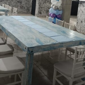 Mesa vintage en color blanco/azul