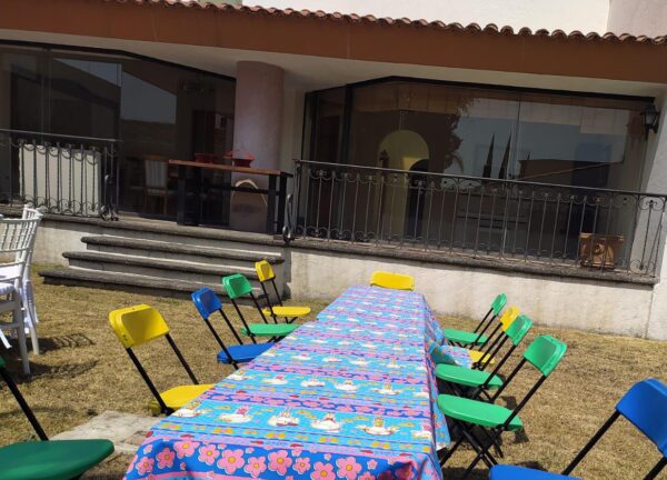 mesa infantil de uso 1,60x40
