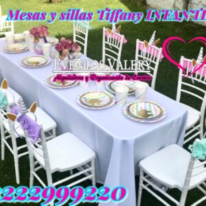 Mesa rectangular infantil ,con mantel y 8 sillitas Tiffany